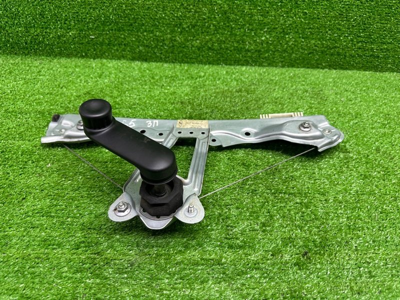 Стеклоподъемник задний, 1000 рублей, Москва