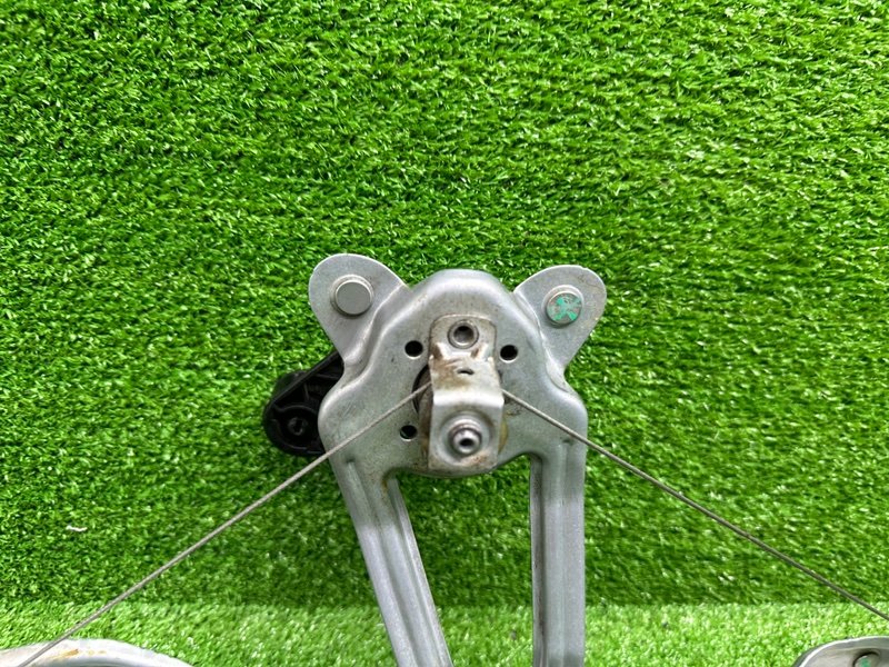 Стеклоподъемник задний, 1000 рублей, Москва