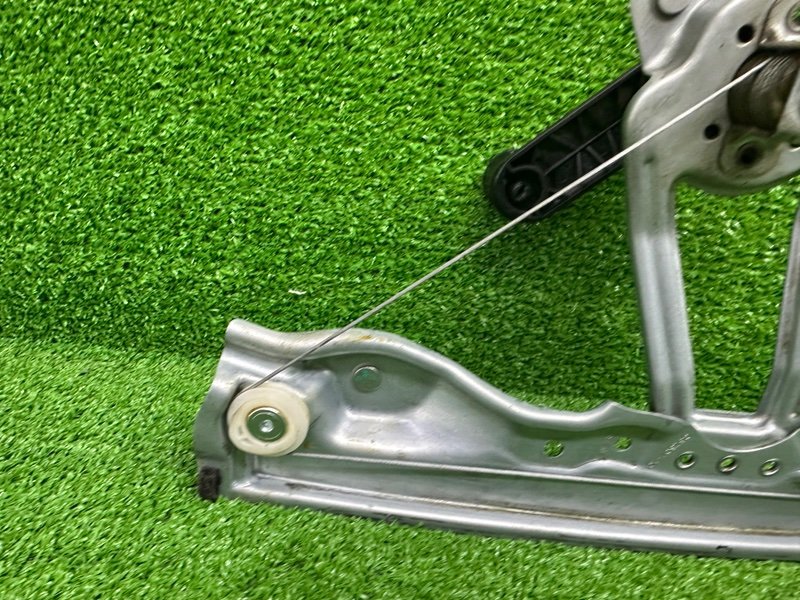 Стеклоподъемник задний, 1000 рублей, Москва