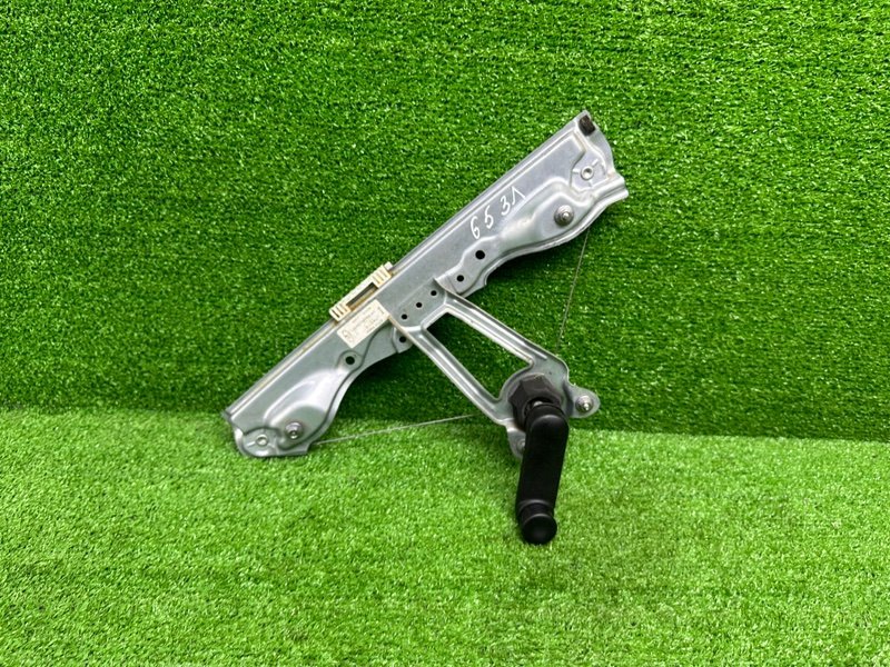 Стеклоподъемник задний, 1000 рублей, Москва