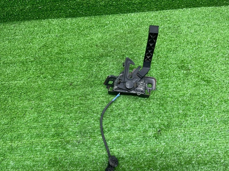 Замок капота, 1500 рублей, Москва