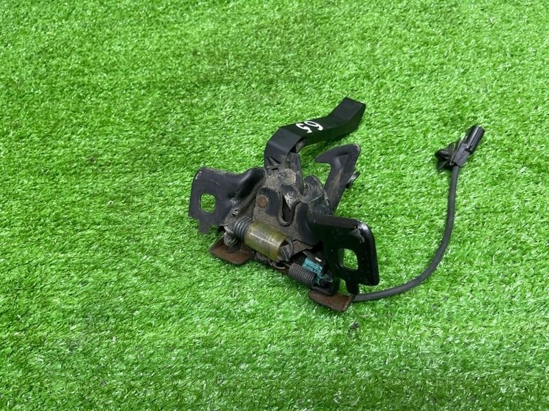 Замок капота, 1500 рублей, Москва