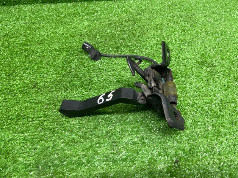 Замок капота, 1500 рублей, Москва