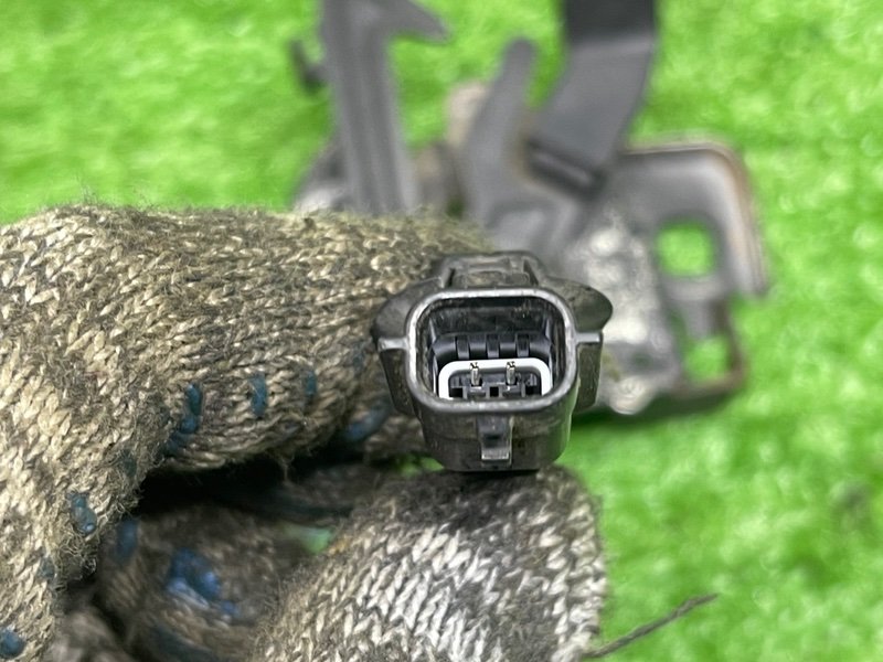 Замок капота, 1500 рублей, Москва