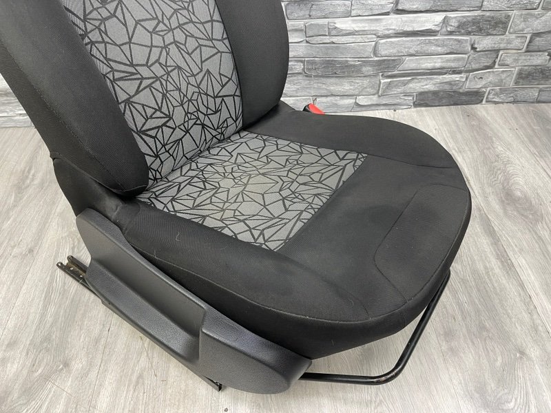 Сиденье переднее правое, 6000 рублей, Москва