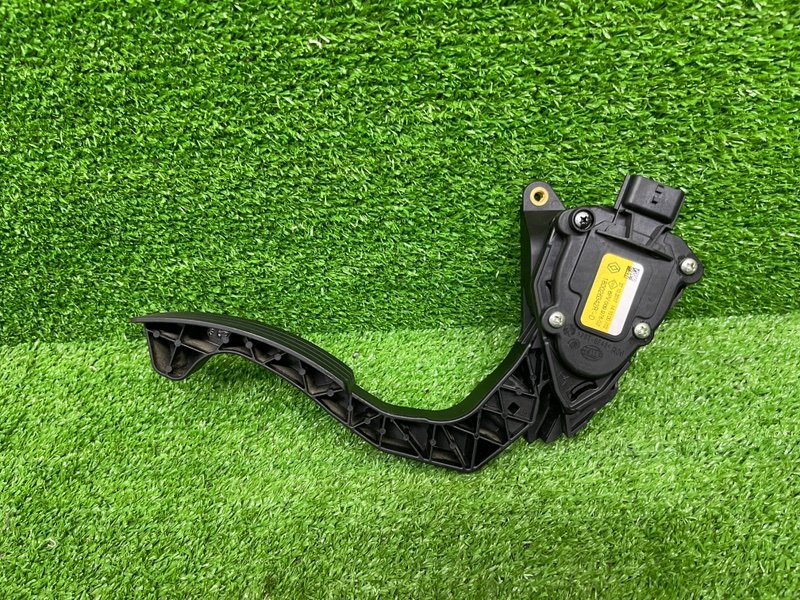 Педаль газа, 1400 рублей, Москва