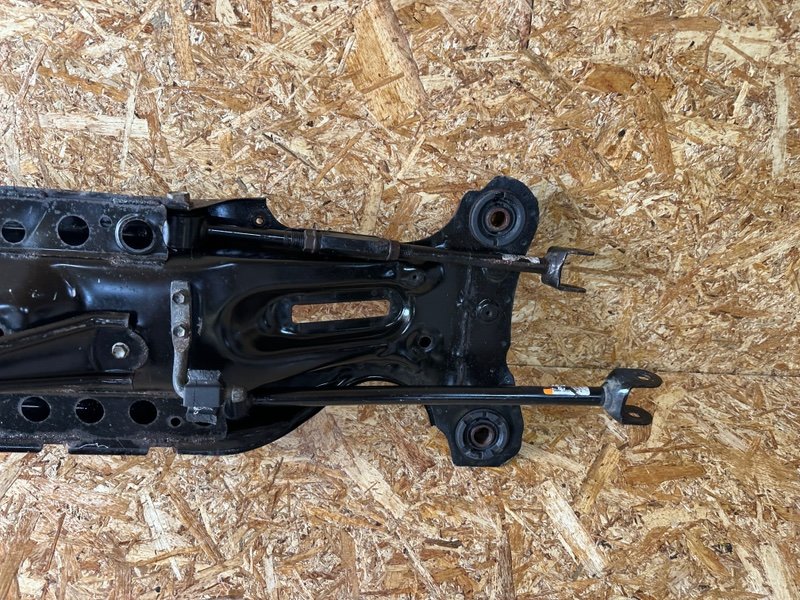 Балка задняя, 21000 рублей, Москва