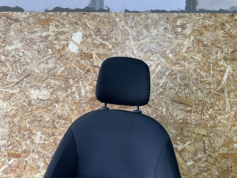 Сиденье переднее правое, 5000 рублей, Москва