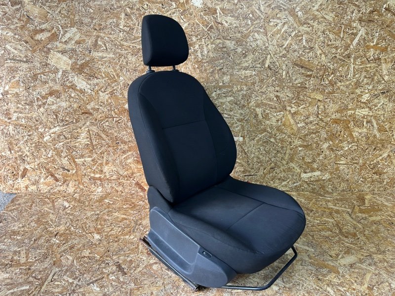 Сиденье переднее правое, 5000 рублей, Москва