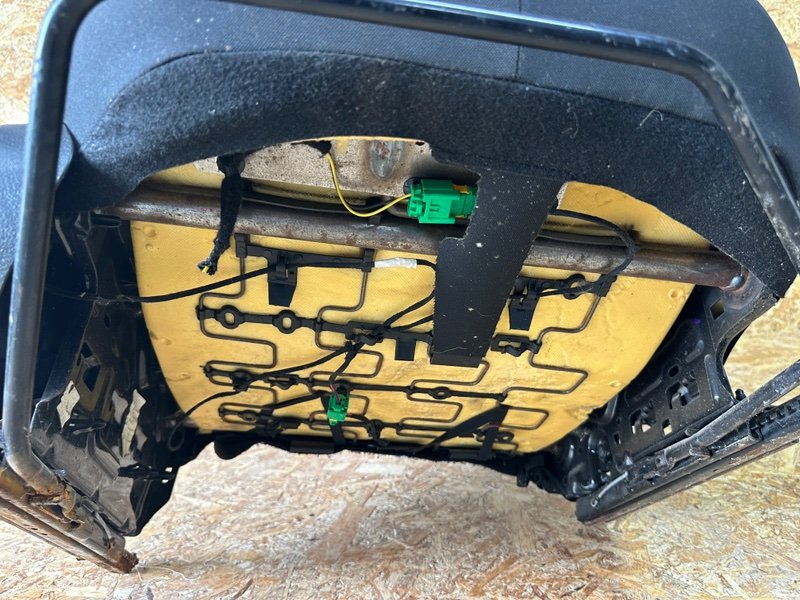 Сиденье переднее правое, 5000 рублей, Москва