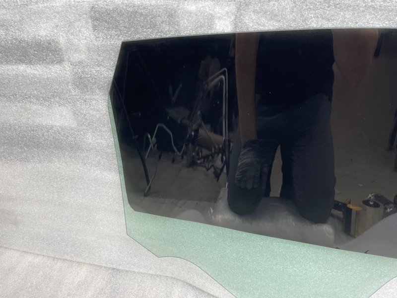 Стекло двери задней левой, 1500 рублей, Москва