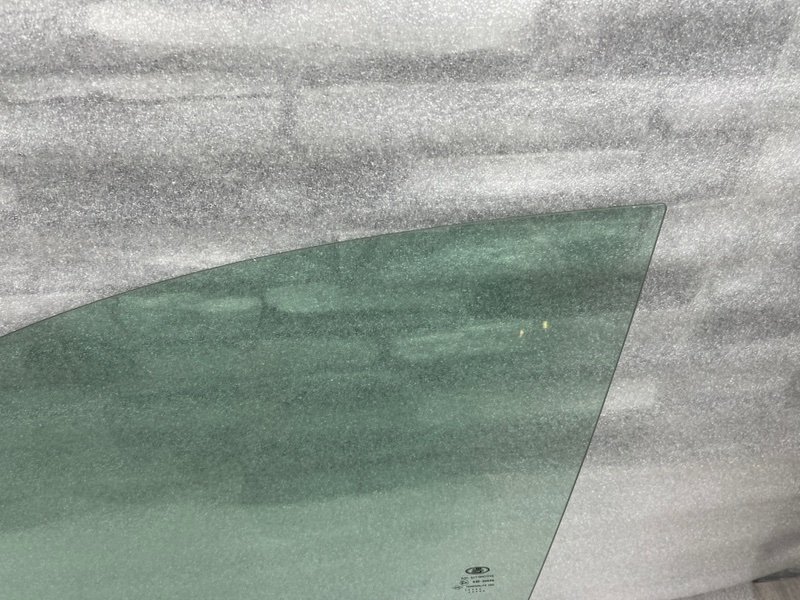 Стекло двери передней левой, 2500 рублей, Москва