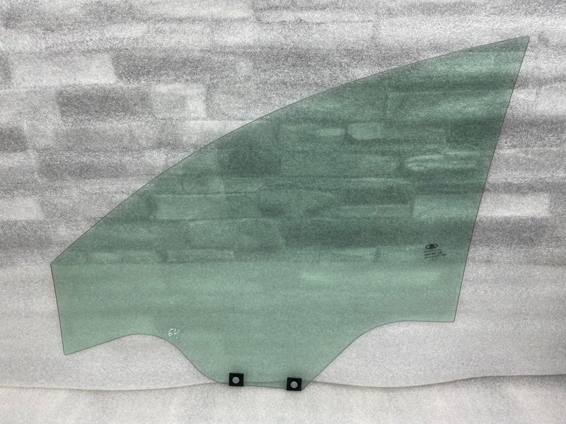 Стекло двери передней правой, 2500 рублей, Москва