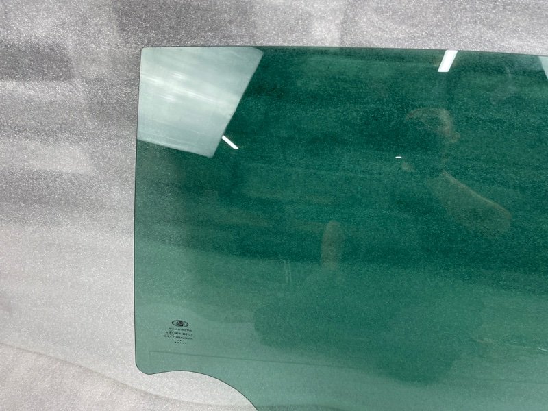 Стекло двери задней левой, 1500 рублей, Москва