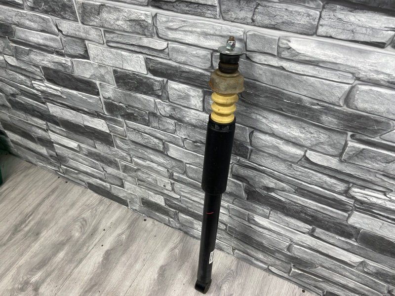 Амортизатор задний, 3000 рублей, Москва