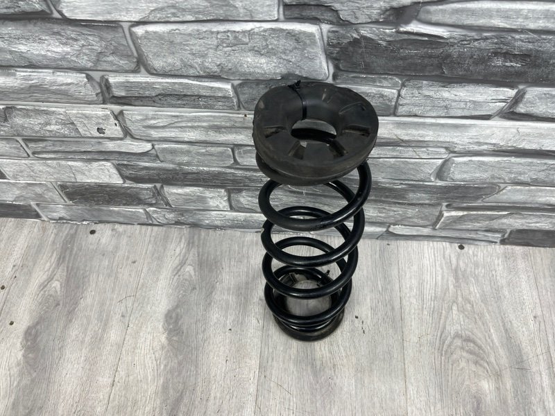 Пружина задняя, 600 рублей, Москва