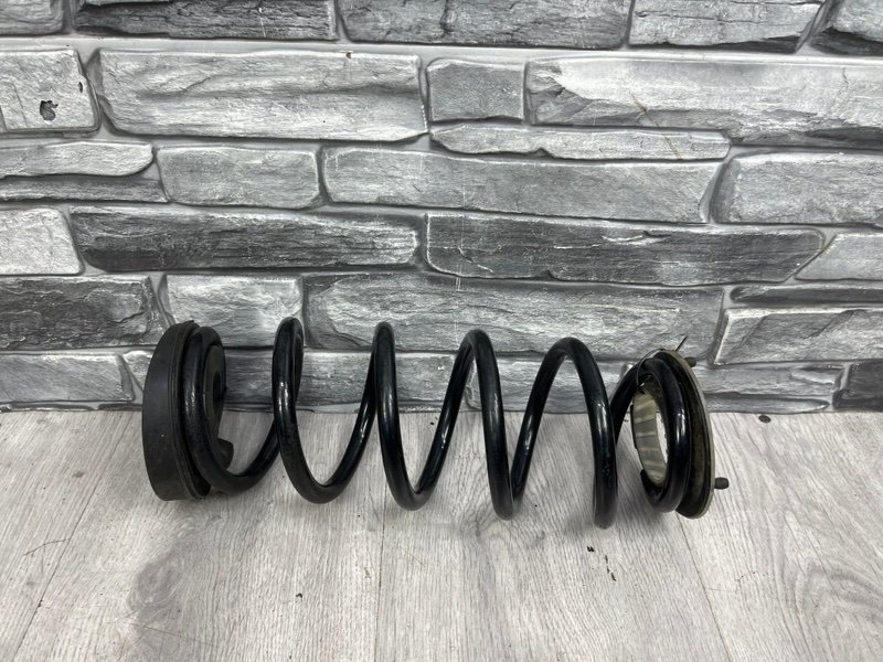 Пружина задняя, 600 рублей, Москва