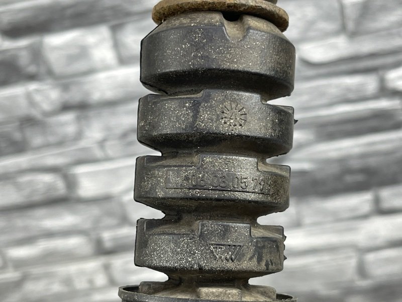 Амортизатор задний, 1400 рублей, Москва