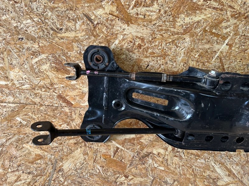 Балка задняя, 19500 рублей, Москва