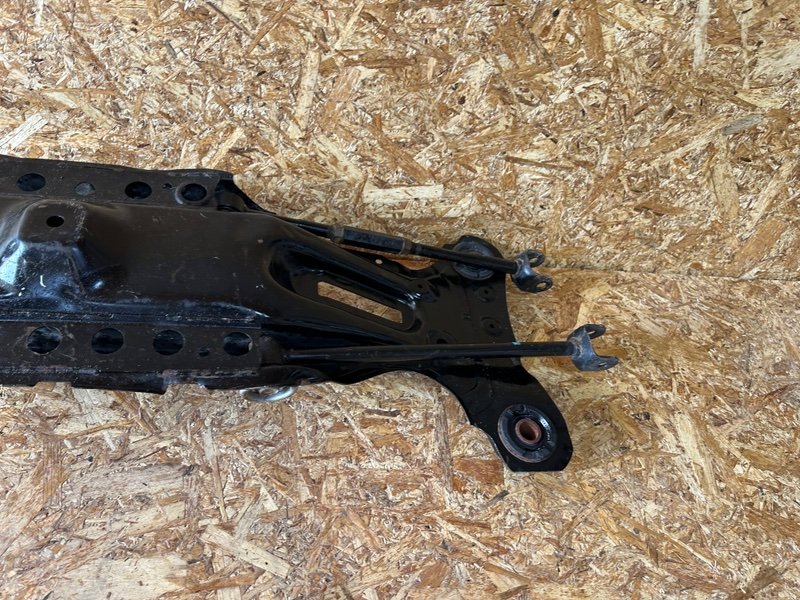 Балка задняя, 19500 рублей, Москва