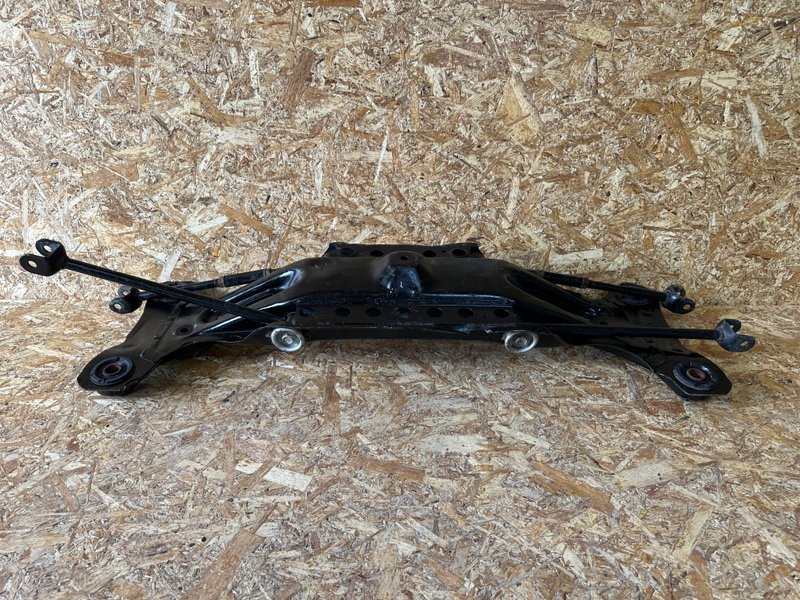 Балка задняя, 19500 рублей, Москва