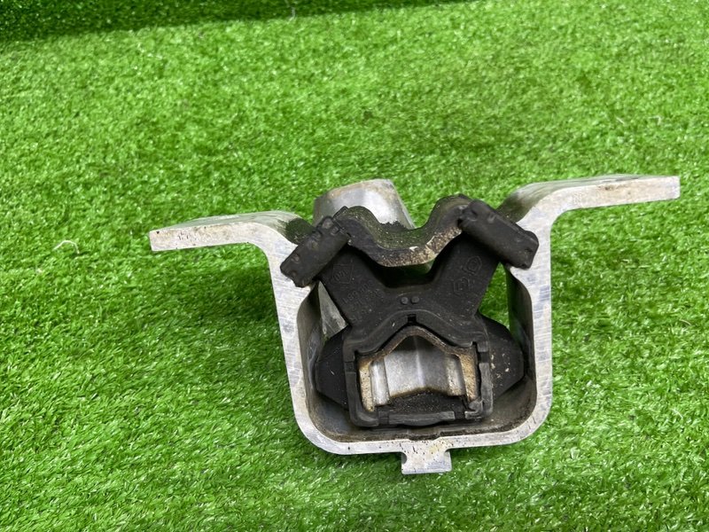 Опора двигателя, 1800 рублей, Москва