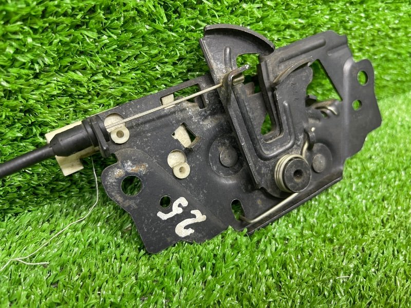 Замок капота, 1100 рублей, Москва