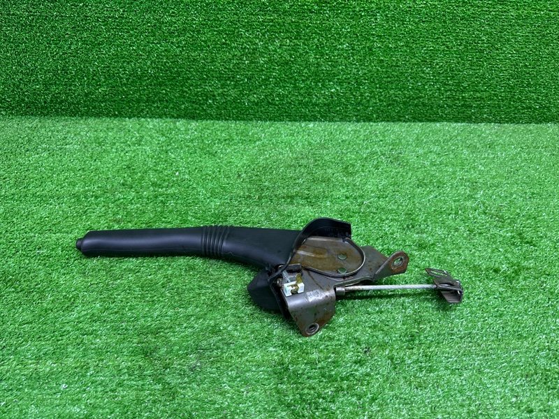 Рычаг стояночного тормоза, 1000 рублей, Москва