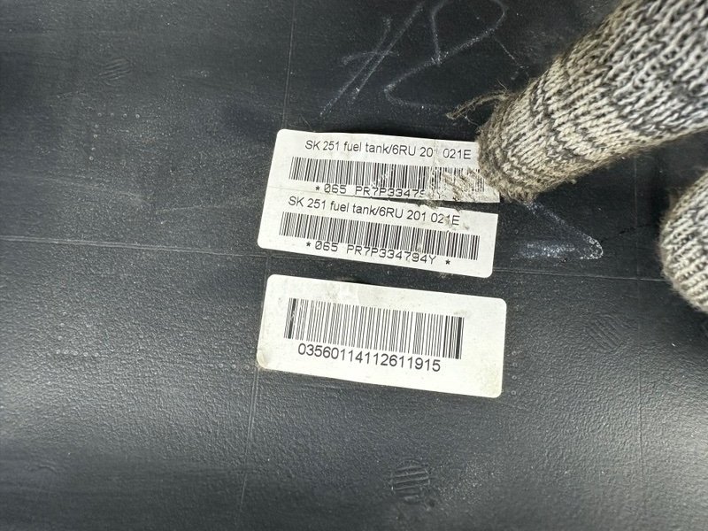 Бак топливный, 2000 рублей, Москва