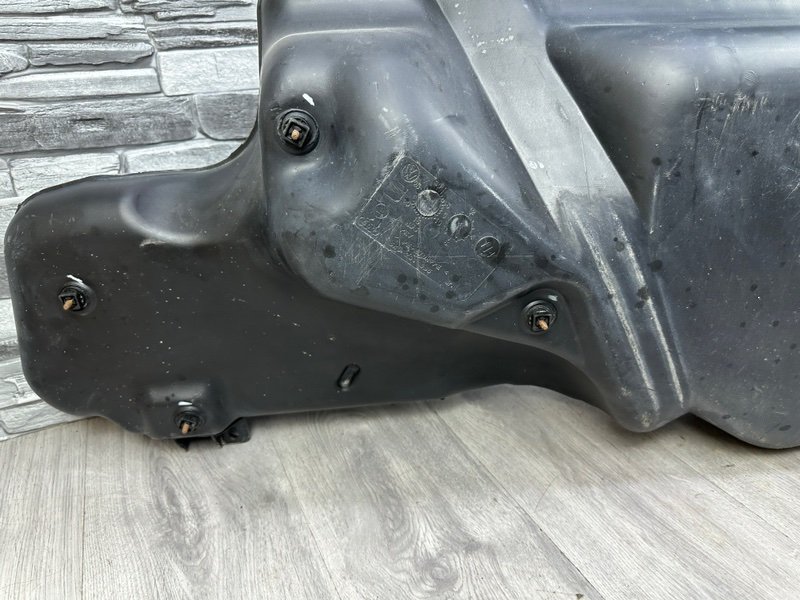 Бак топливный, 2000 рублей, Москва