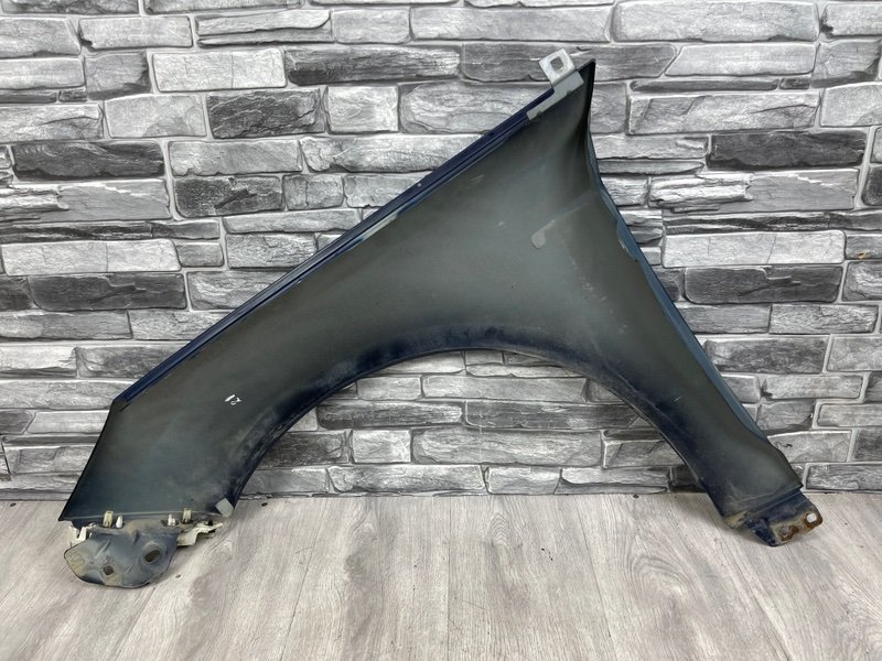 Крыло переднее правое, 6000 рублей, Москва