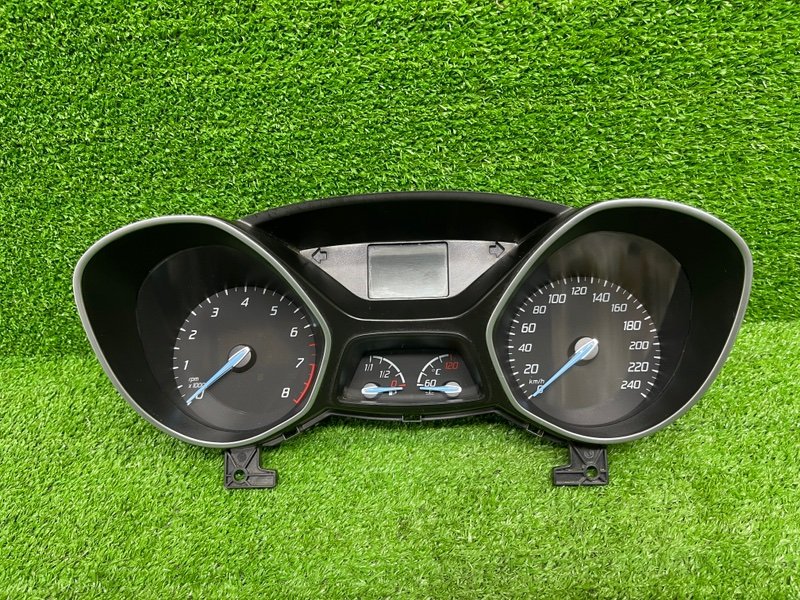 Панель приборов, 1500 рублей, Москва