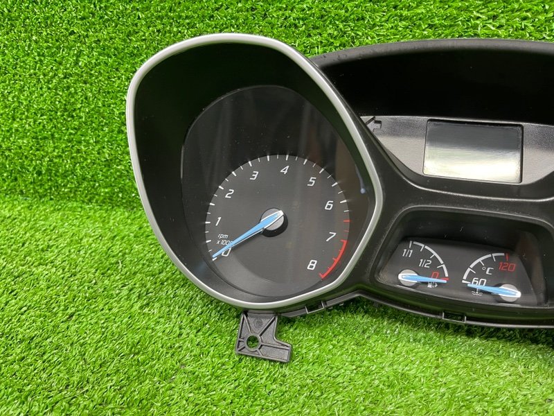 Панель приборов, 1500 рублей, Москва