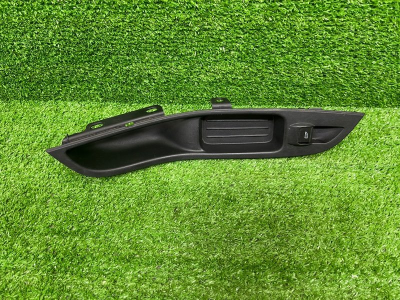 Кнопка стеклоподъемника, 900 рублей, Москва