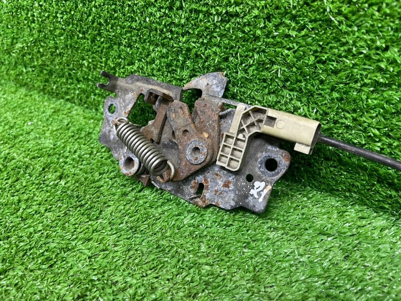 Замок капота, 1100 рублей, Москва