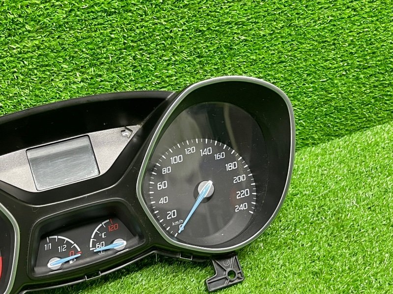 Панель приборов, 1500 рублей, Москва