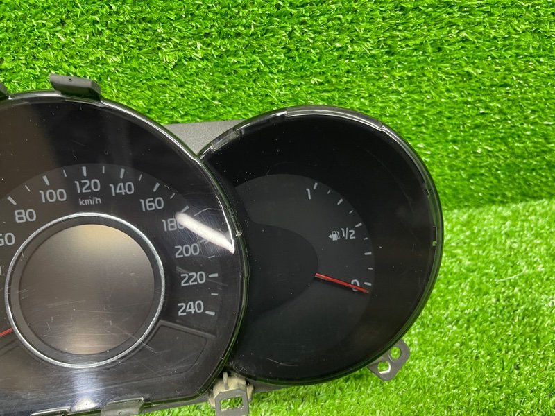 Панель приборов, 2000 рублей, Москва