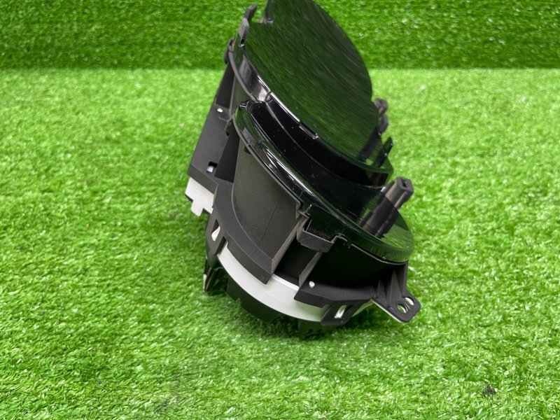 Панель приборов, 2000 рублей, Москва