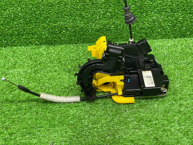 Замок двери передней правой, 1500 рублей, Москва