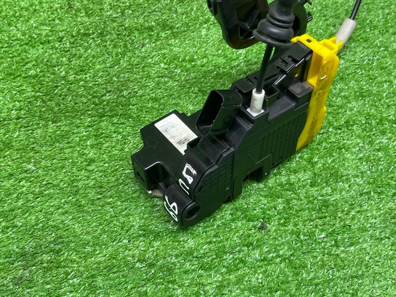 Замок двери передней правой, 1500 рублей, Москва