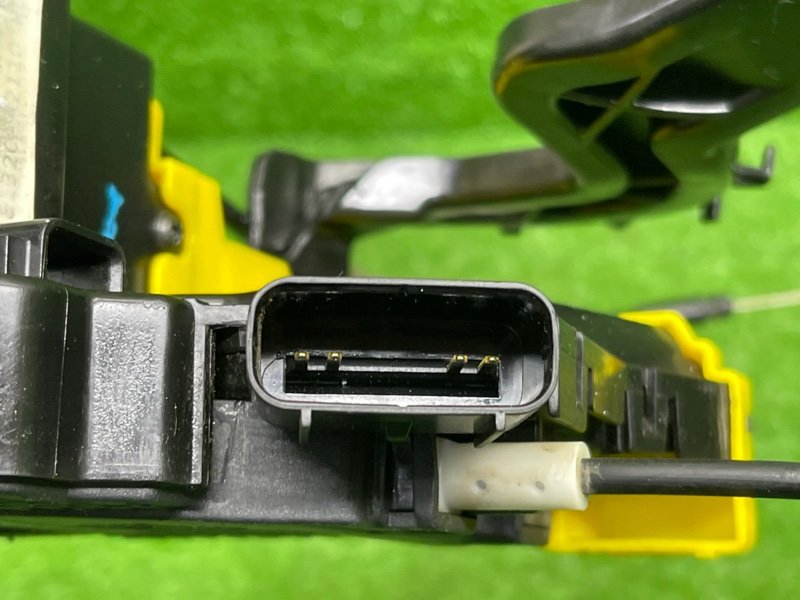 Замок двери передней правой, 1500 рублей, Москва