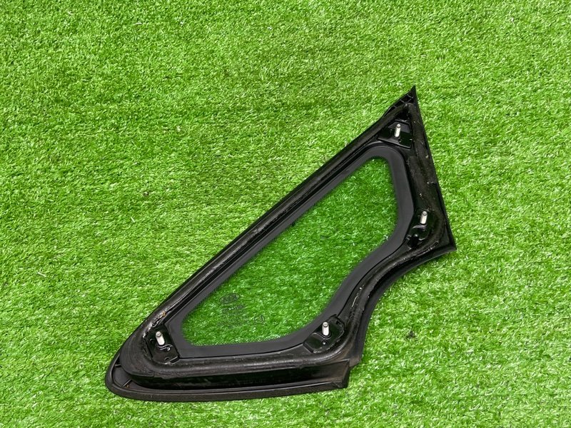 Стекло глухое пер. правое, 1000 рублей, Москва