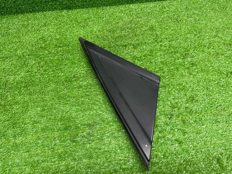 Накладка крыла, 500 рублей, Москва