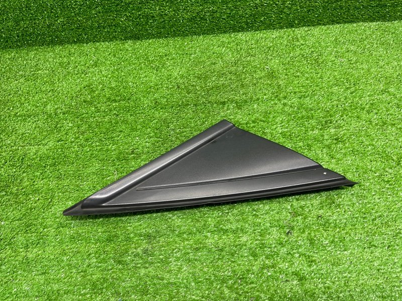 Накладка крыла, 500 рублей, Москва