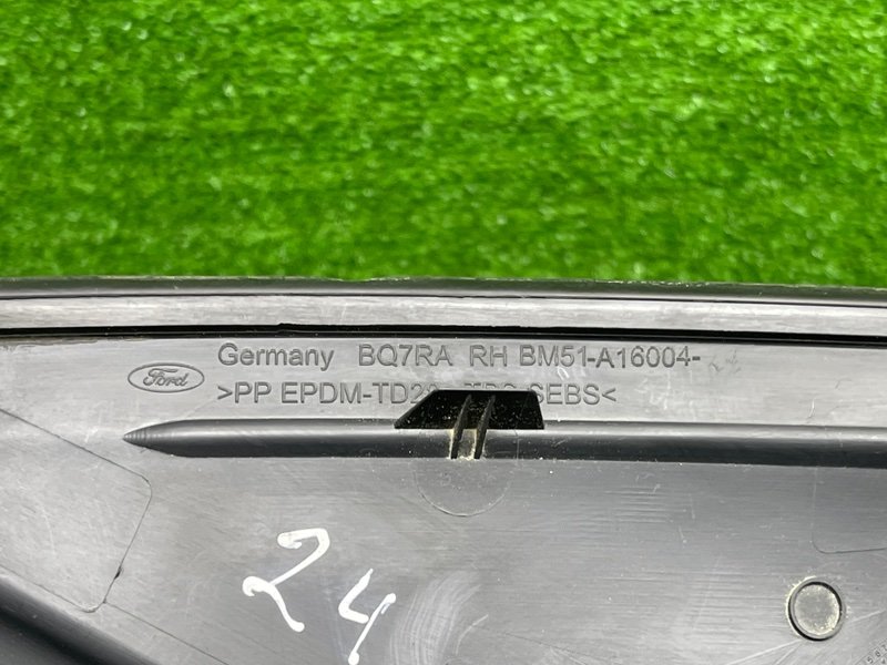 Накладка крыла, 500 рублей, Москва