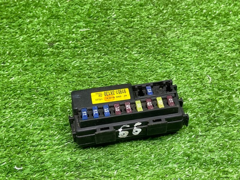 Блок предохранителей под капот, 1500 рублей, Москва