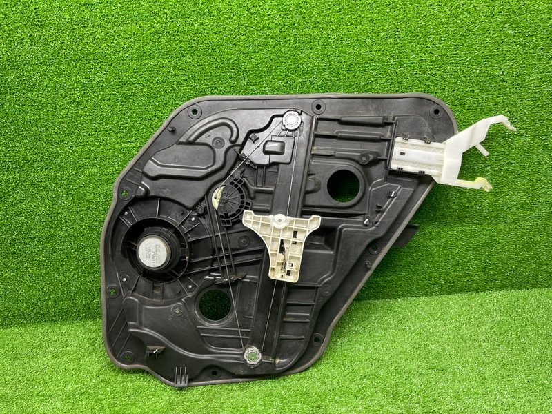 Стеклоподъемник задний, 5000 рублей, Москва