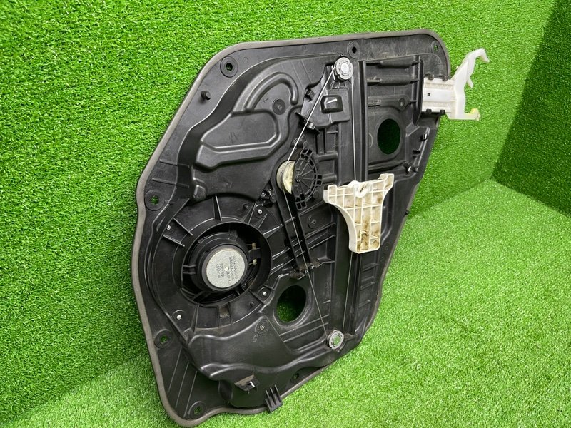 Стеклоподъемник задний, 5000 рублей, Москва