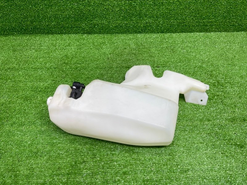 Бачок омывателя лобового стекла, 1000 рублей, Москва