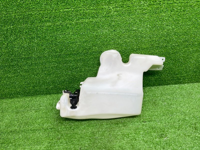 Бачок омывателя лобового стекла, 1000 рублей, Москва